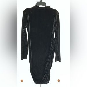 🚨Velvet Bodycon Dress🚨